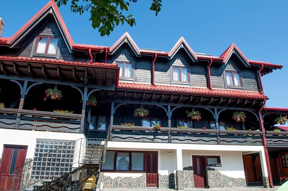 Pensiune Borsa Hotel Exterior photo